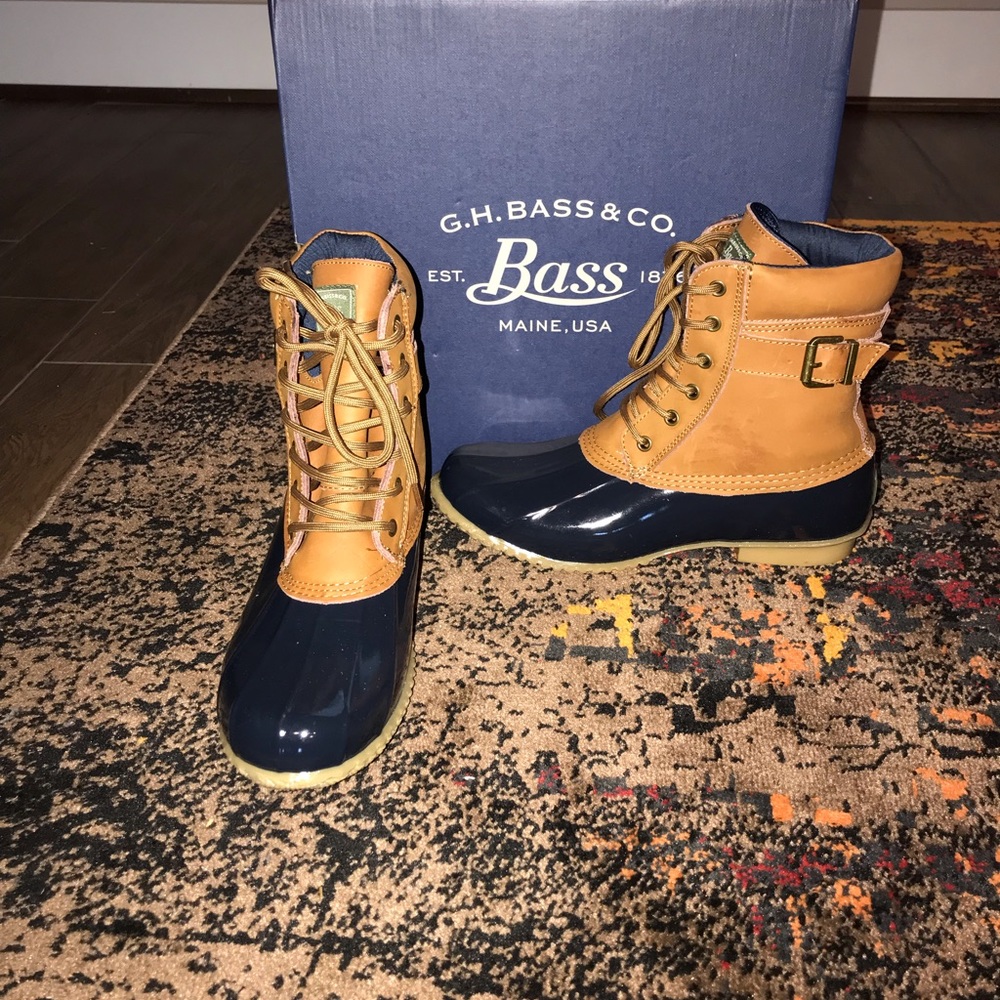 Bass Harlequin Navy Boots